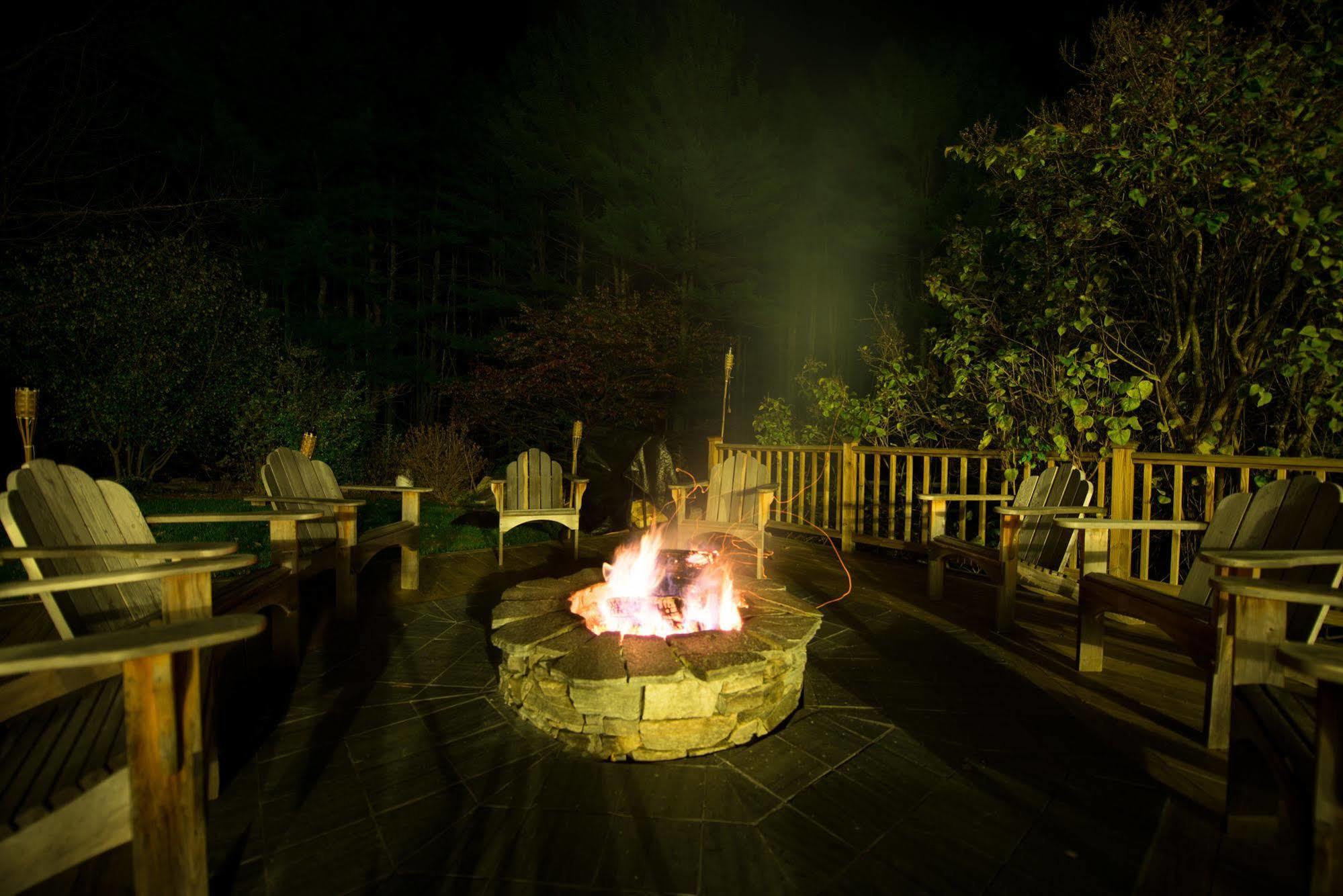 The Inn At Weathersfield Perkinsville Exteriör bild